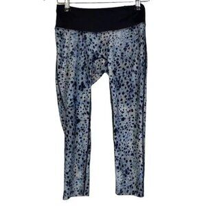 PRISM SPORT WOMEN'S BLUE/BLACK PATTERN ATHLETIC CAPRI‎ LEGGINGS SIZE SMALL-EUC